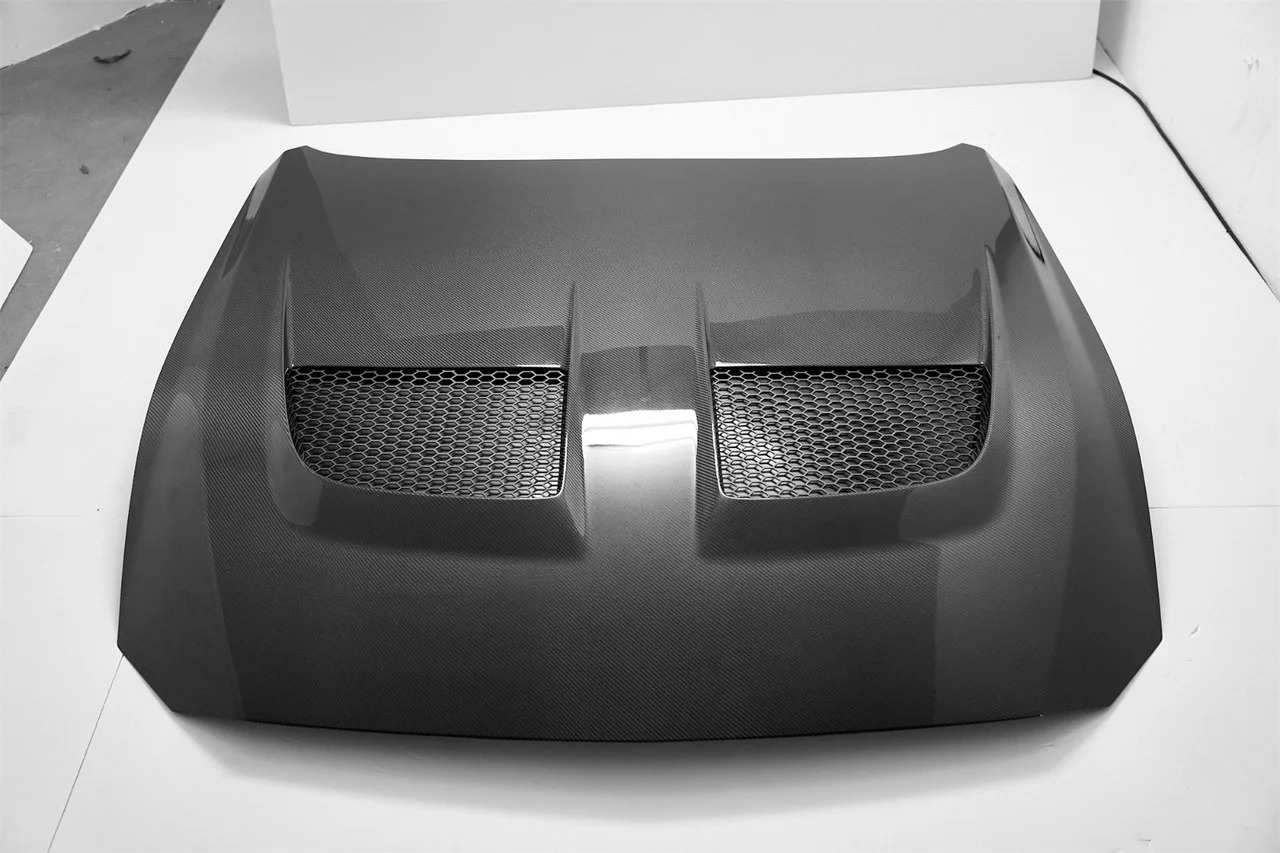 New Carbon Fiber Hood Bonnet for Mustang GTD 2024-2025 Bolt-On White Hood Cover